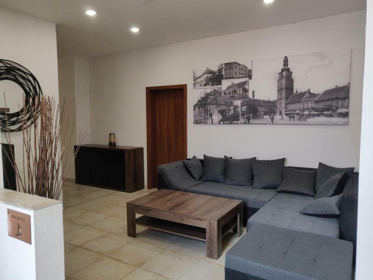 Penzión SESSLER *** Trnava Exterior foto
